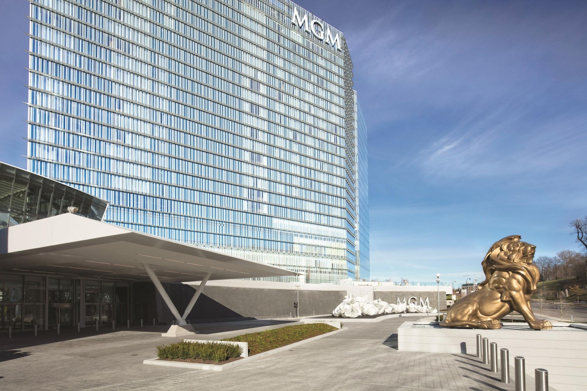 Отель Mgm National Harbor Оксон-Хилл Экстерьер фото
