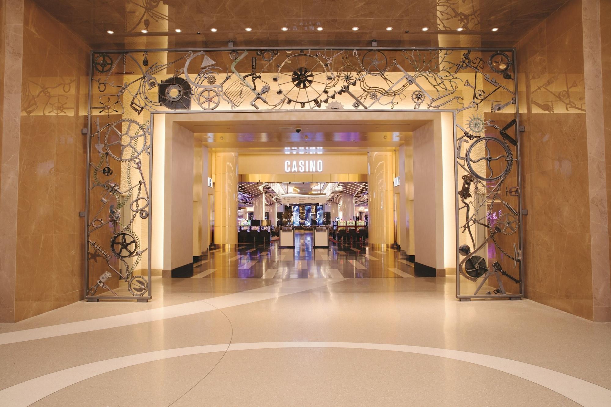 Отель Mgm National Harbor Оксон-Хилл Экстерьер фото