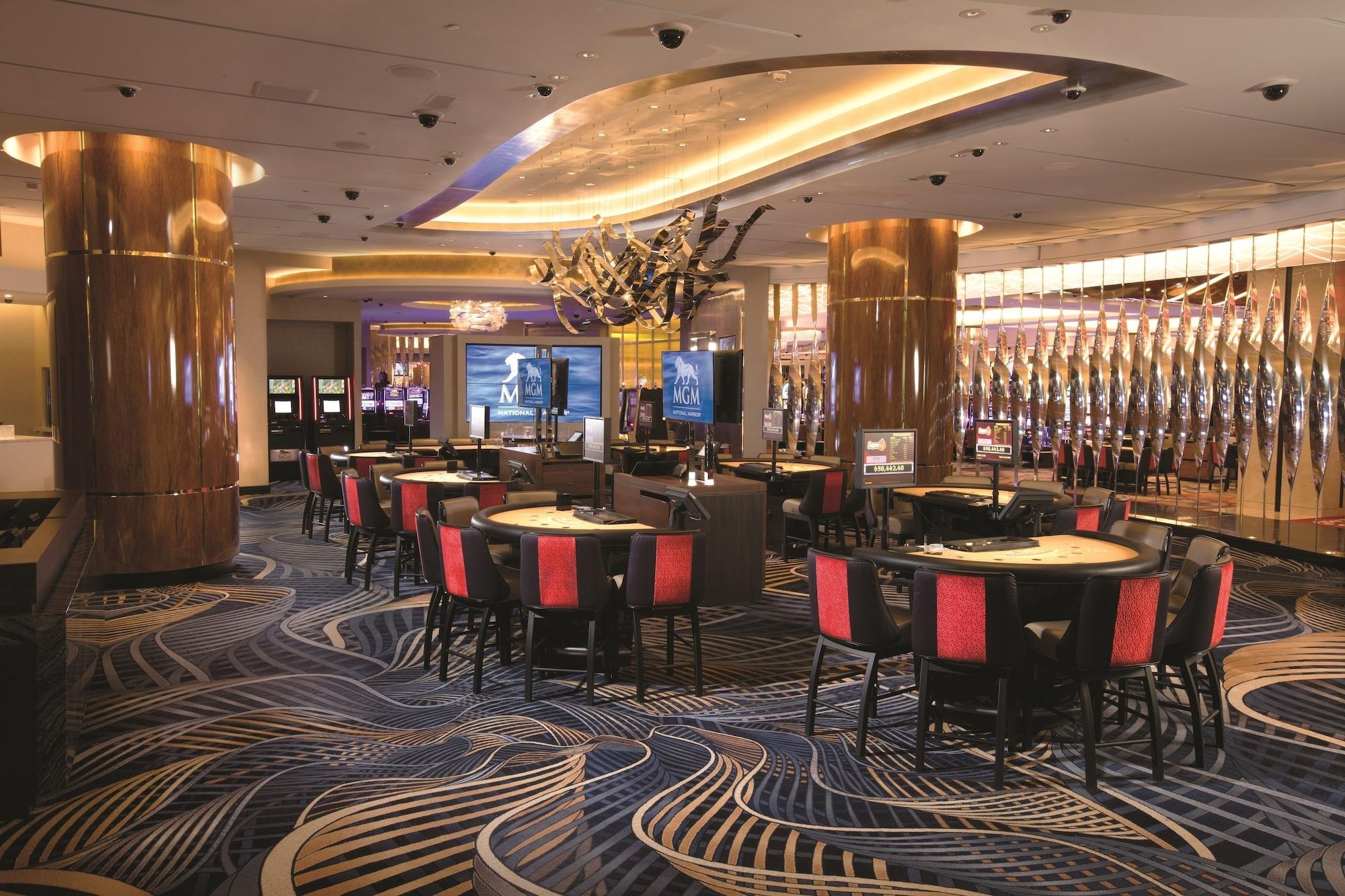 Отель Mgm National Harbor Оксон-Хилл Экстерьер фото